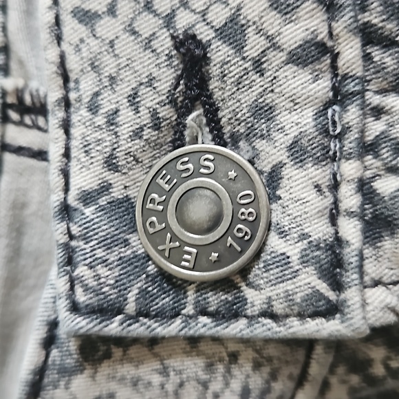 EXPRESS WOMENS ANKLE HIGH RISE JEGGINGS SIZE 10 R BLACK GREY SNAKE PRINT - Picture 6 of 12